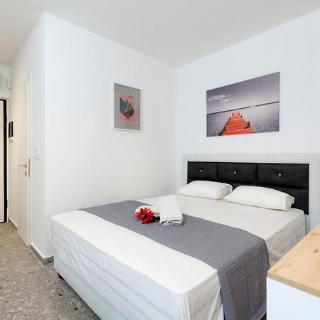 Twinstars Superior Apartment เยราคินิ ภายนอก รูปภาพ