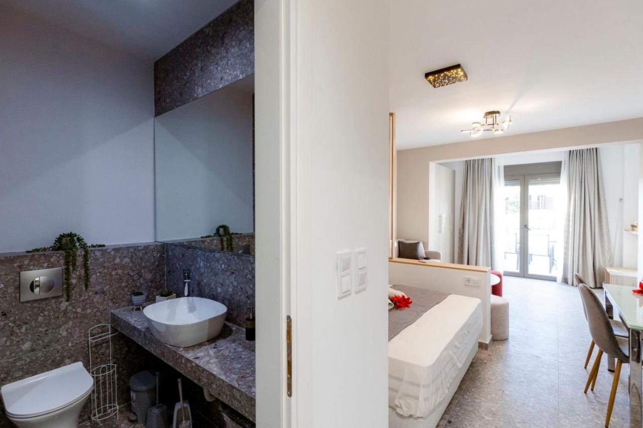 Twinstars Superior Apartment เยราคินิ ภายนอก รูปภาพ